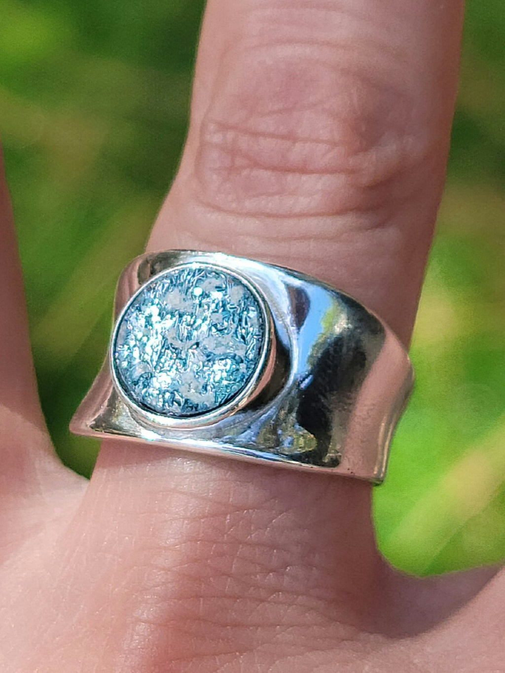 Size 8,9 Cremation Jewelry Sterling Cigar Style Indented Ring Ashes InFused Glass