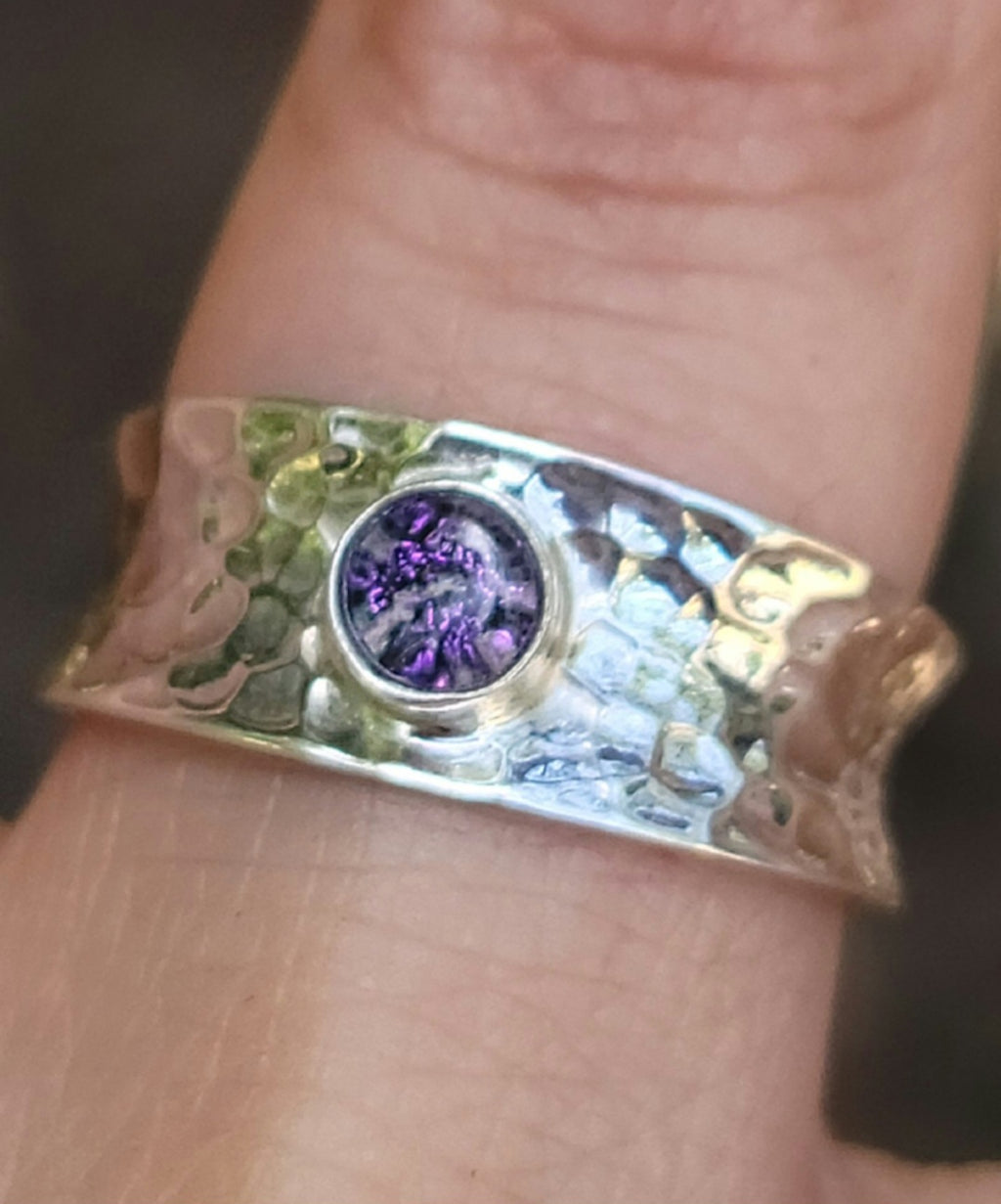 Bali Hammered Cigar Ashes InFused Glass Cremation Ring Sterling Silver 6,7,8