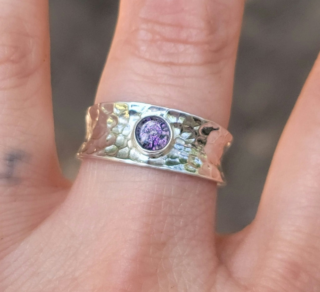 Bali Hammered Cigar Ashes InFused Glass Cremation Ring Sterling Silver 6,7,8