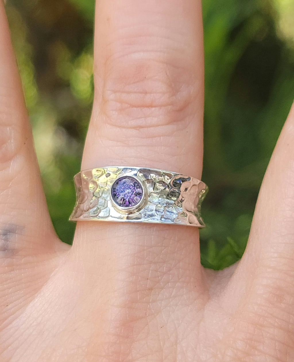 Bali Hammered Cigar Ashes InFused Glass Cremation Ring Sterling Silver 6,7,8